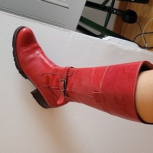 Destroy ....Vintage Destroy Red Boots.. 7